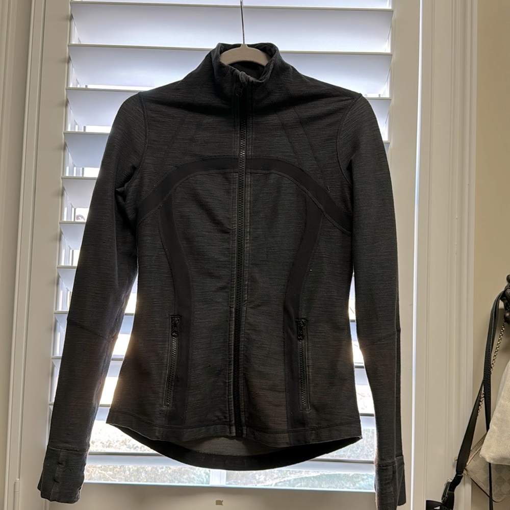Lululemon jacket charcoal